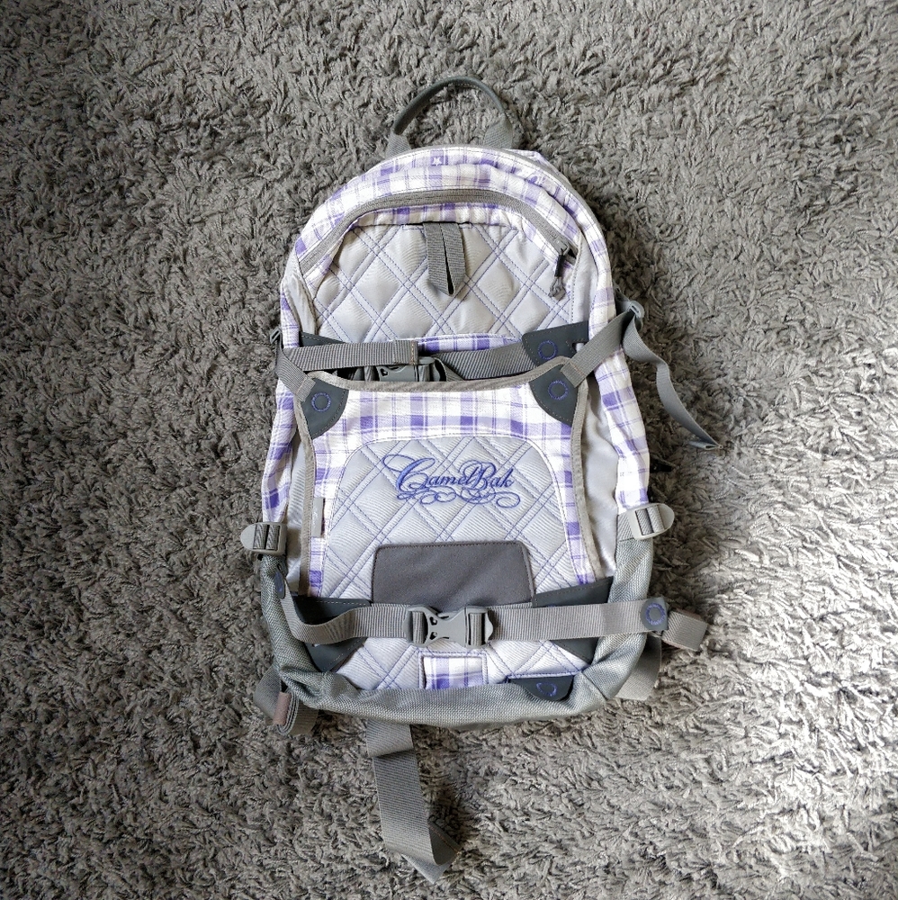 CAMELBAK purple/white water reservoir backpack
